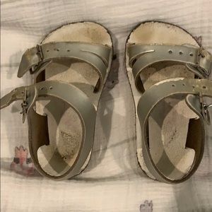 GUC San Sun SandalsLots of life left. silver